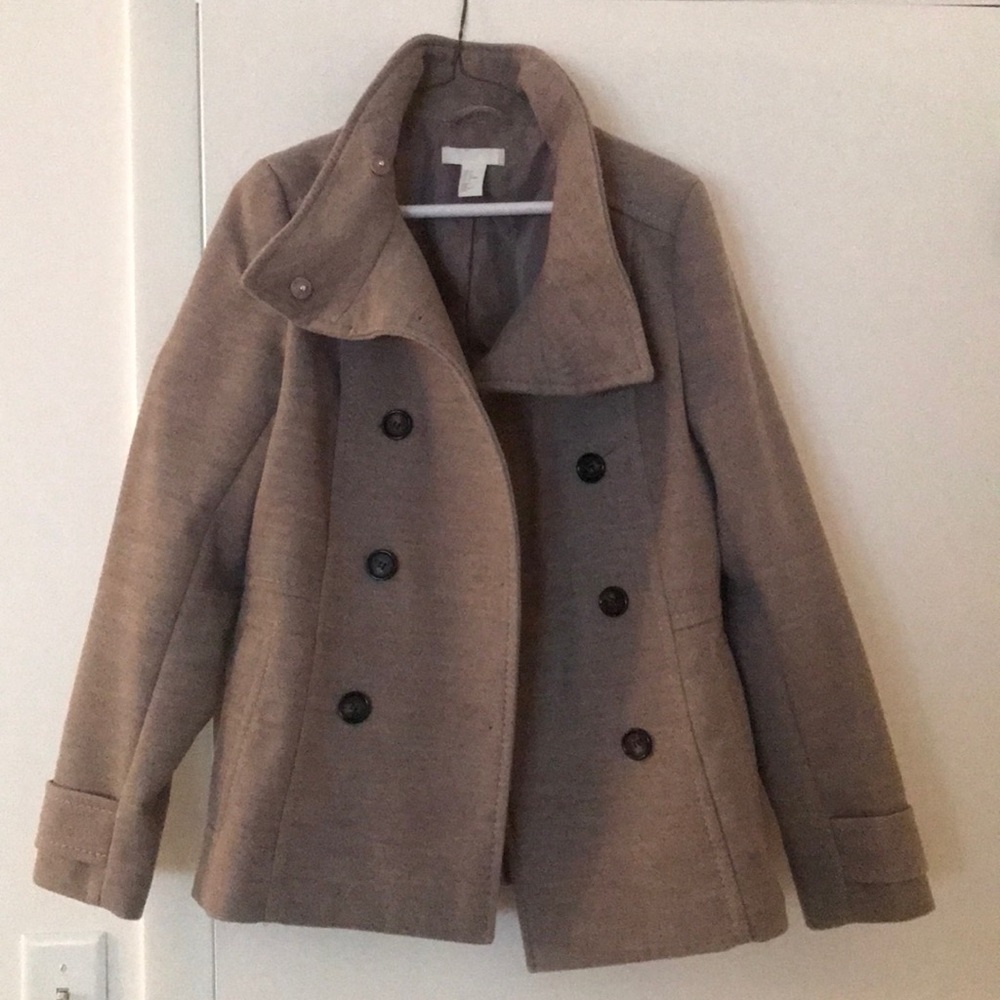 H&M Camel Pea Coast Size 8 Like New